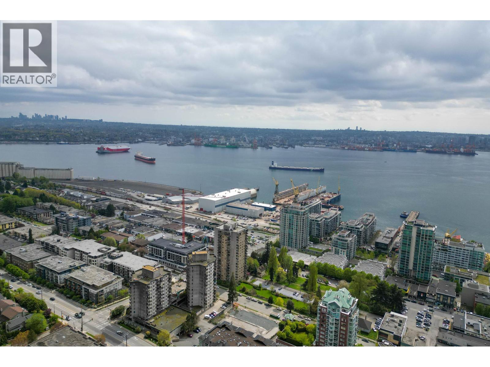 608 145 St. Georges Avenue, North Vancouver, British Columbia  V7L 3G8 - Photo 29 - R3116612