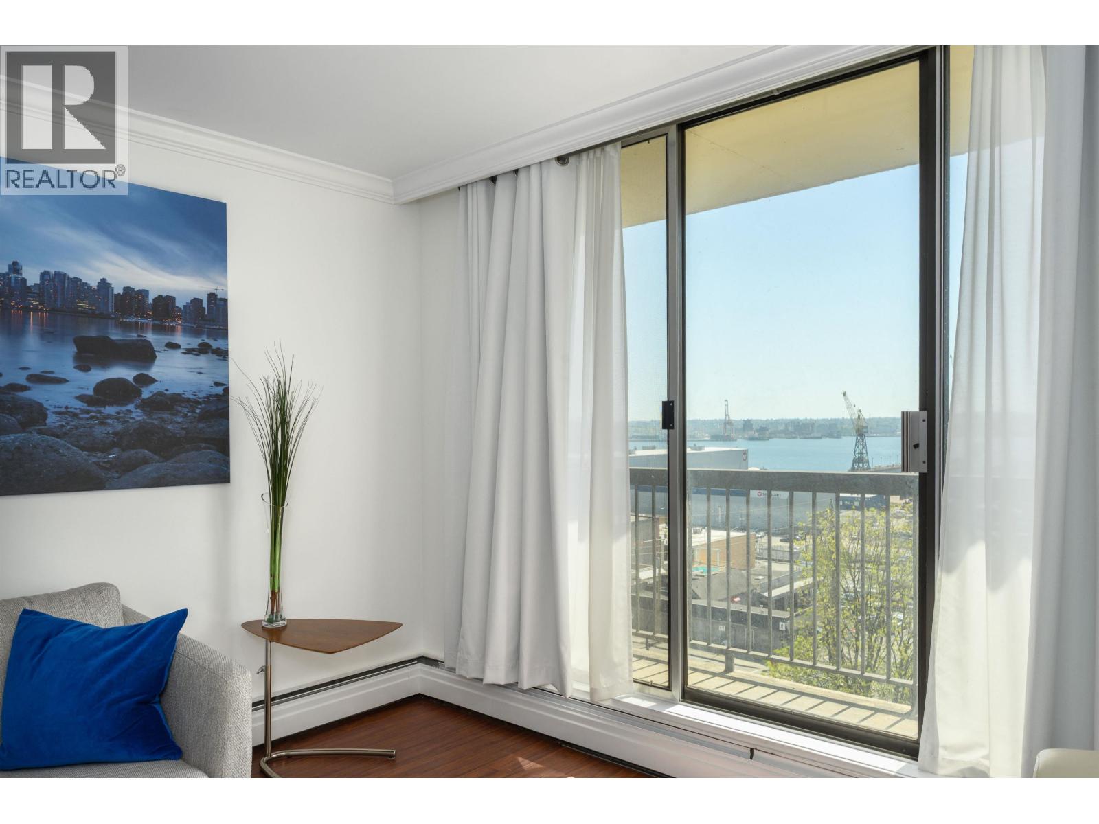 608 145 St. Georges Avenue, North Vancouver, British Columbia  V7L 3G8 - Photo 6 - R3116612