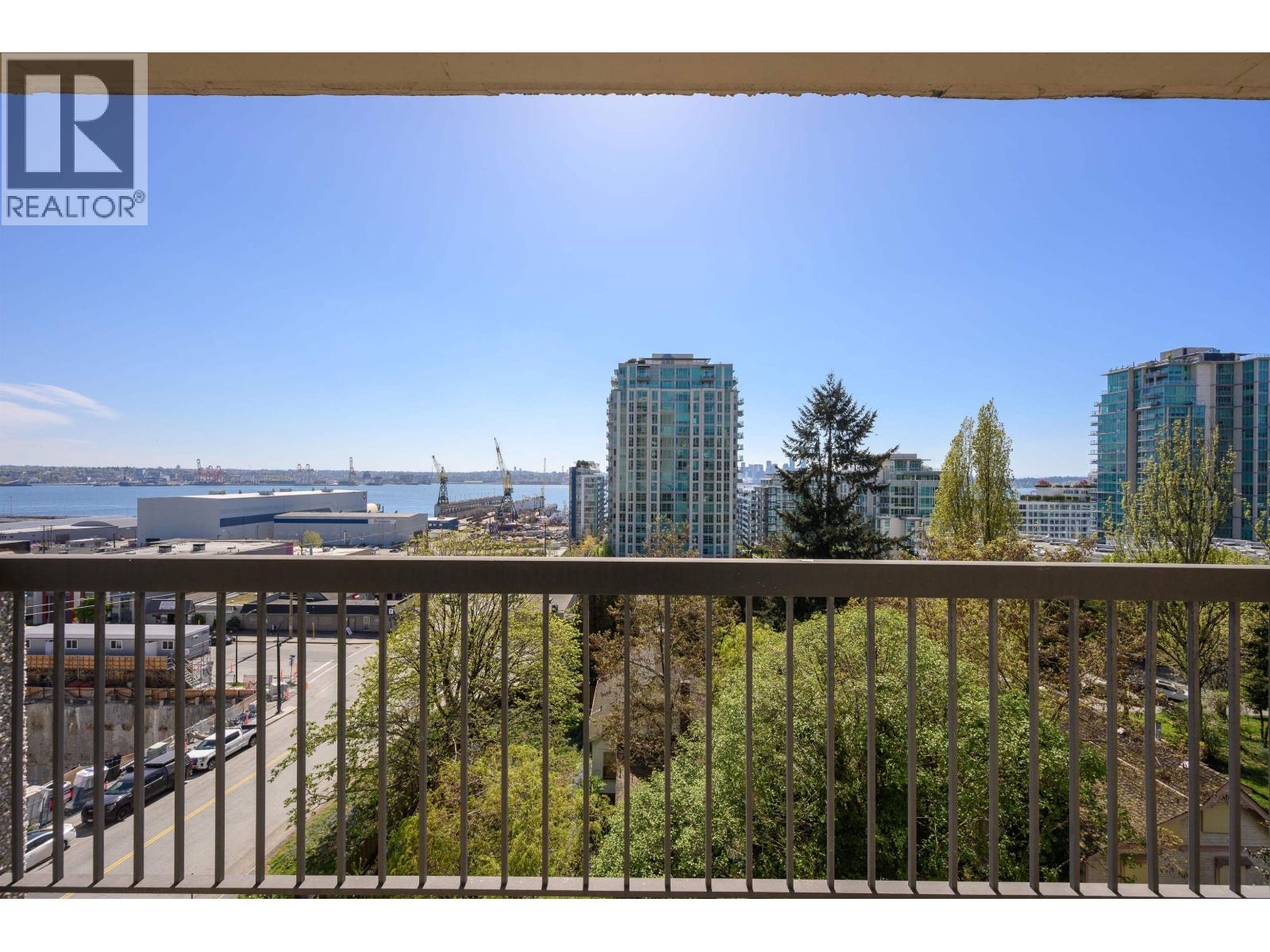 608 145 St. Georges Avenue, North Vancouver, British Columbia  V7L 3G8 - Photo 7 - R3116612