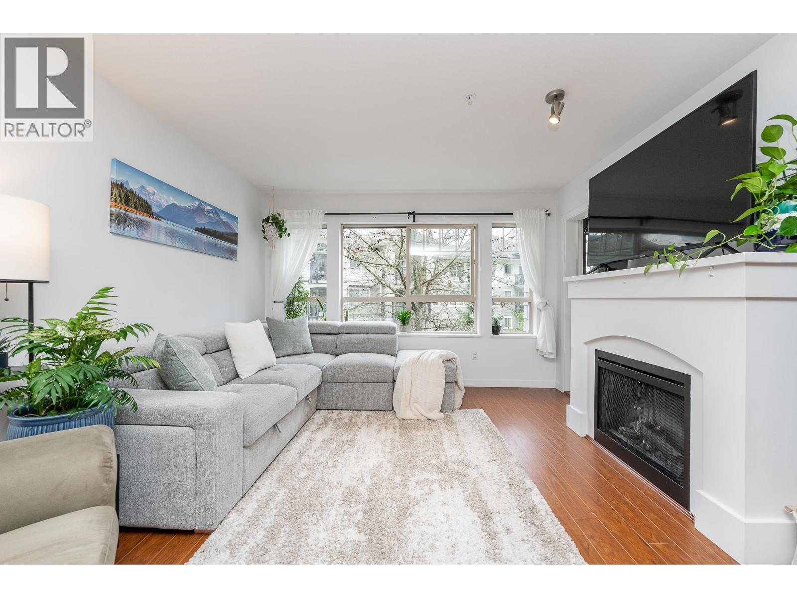 201 2951 Silver Springs Boulevard, Coquitlam, British Columbia  V3E 3S4 - Photo 11 - R3116616