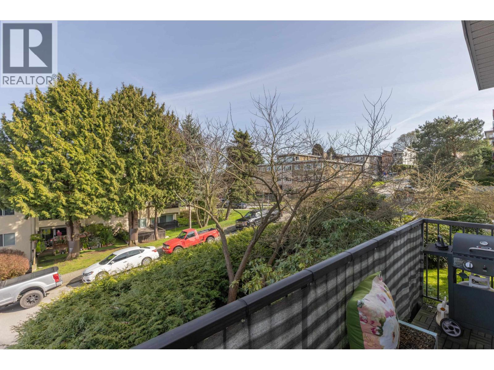 303 2125 W 2nd Avenue, Vancouver, British Columbia  V6K 1H7 - Photo 3 - R3116623