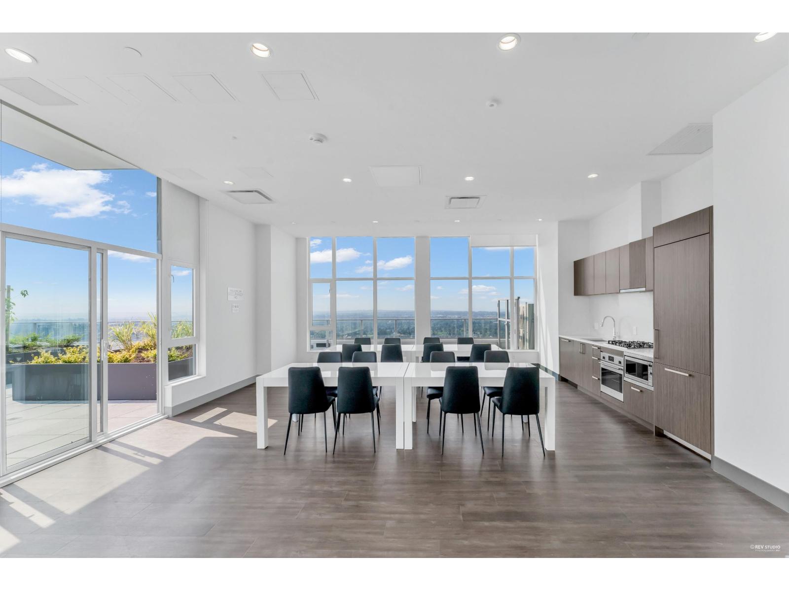 507 13350 Central Avenue, Surrey, British Columbia  V3T 0S1 - Photo 25 - R3114415