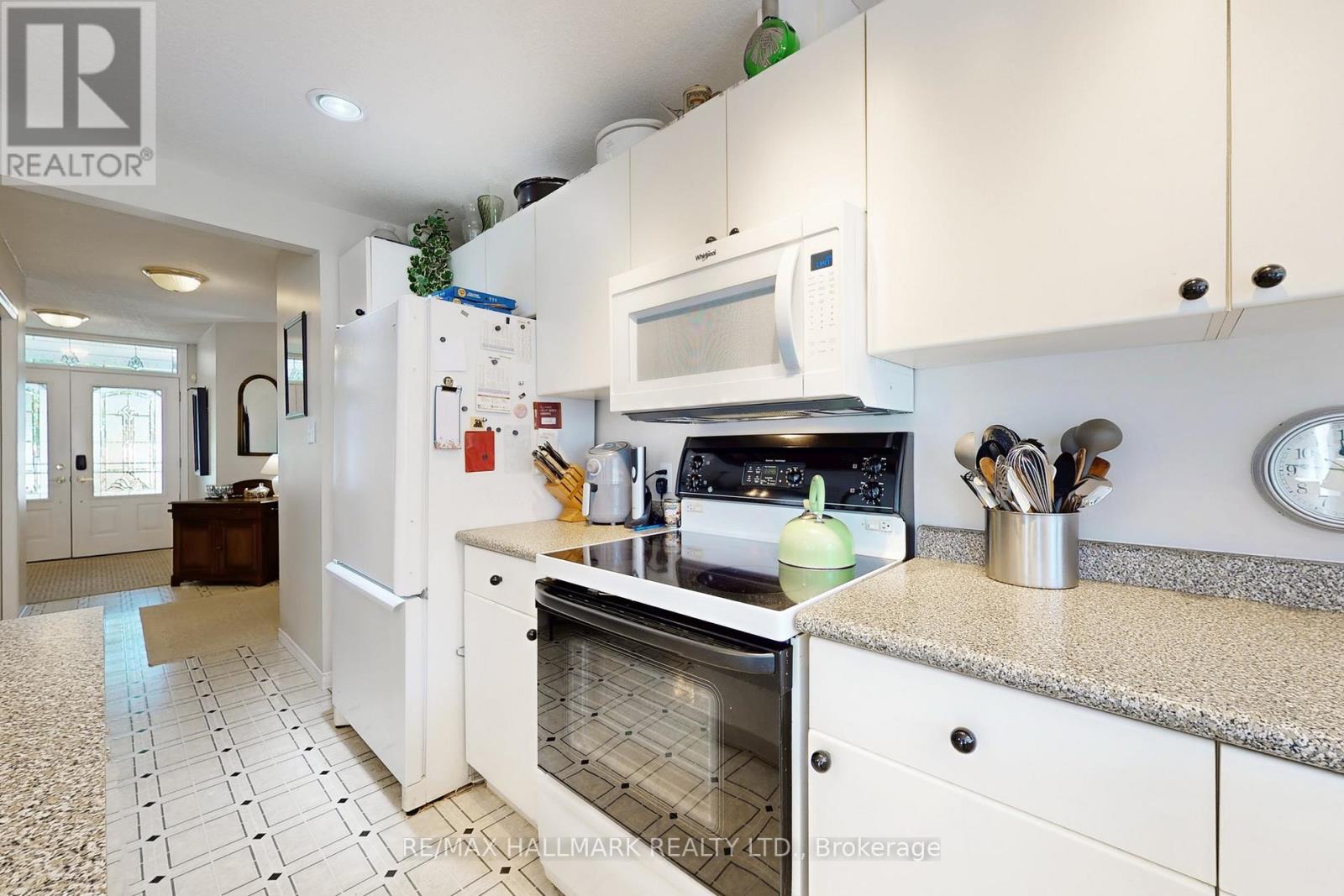 8 Greenfield Place, Wilmot, Ontario  N3A 2G6 - Photo 10 - X13012316