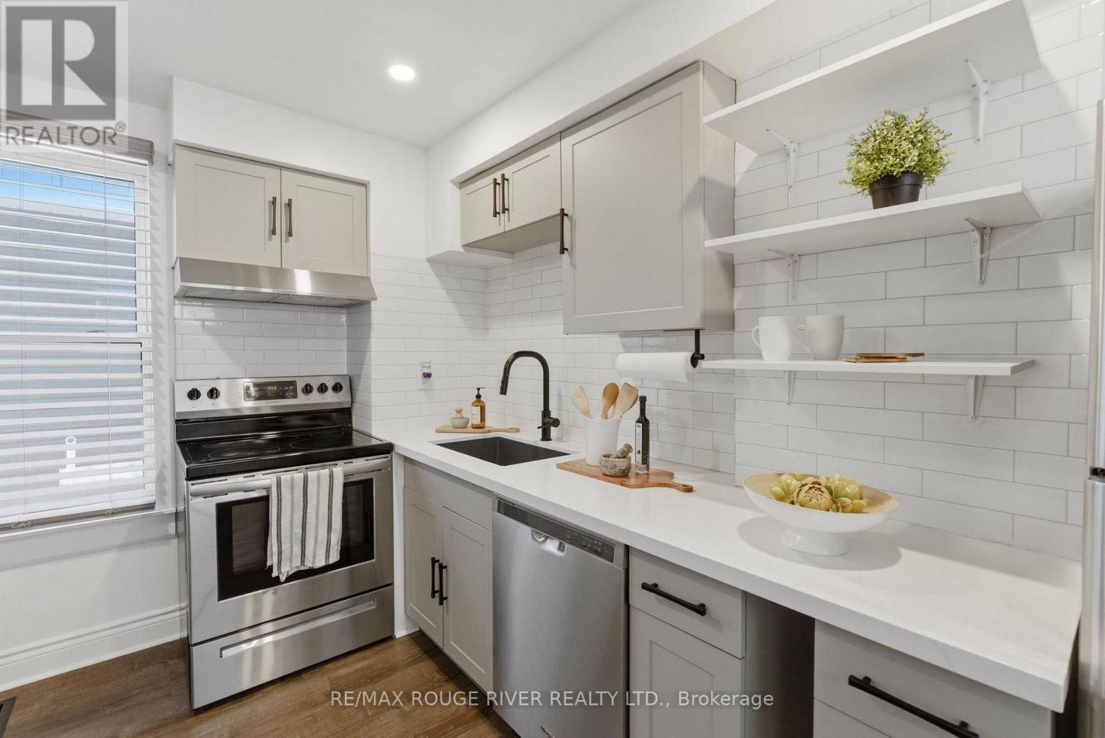 163 Nassau Street, Oshawa, Ontario  L1J 4A6 - Photo 11 - E13053170