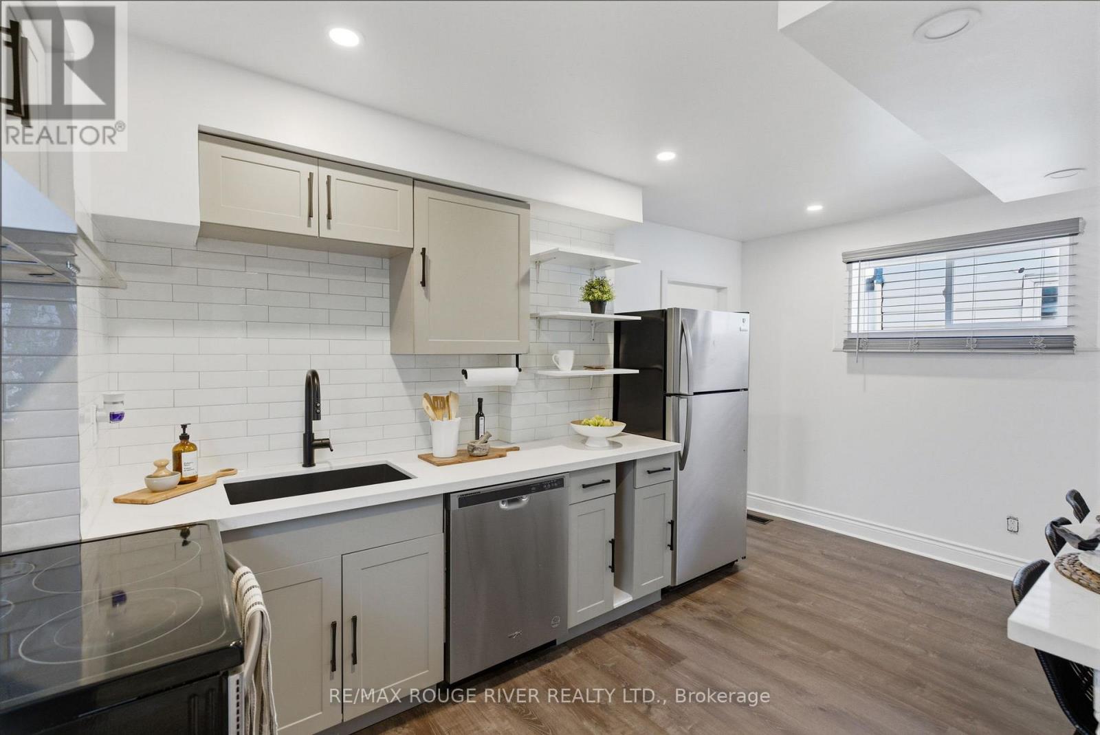 163 Nassau Street, Oshawa, Ontario  L1J 4A6 - Photo 13 - E13053170