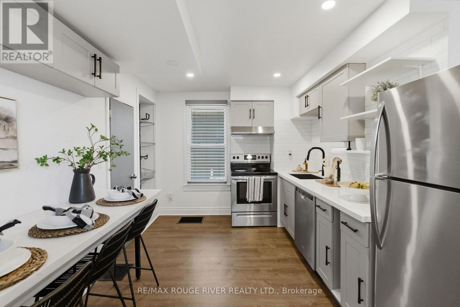 163 Nassau Street, Oshawa, Ontario  L1J 4A6 - Photo 9 - E13053170