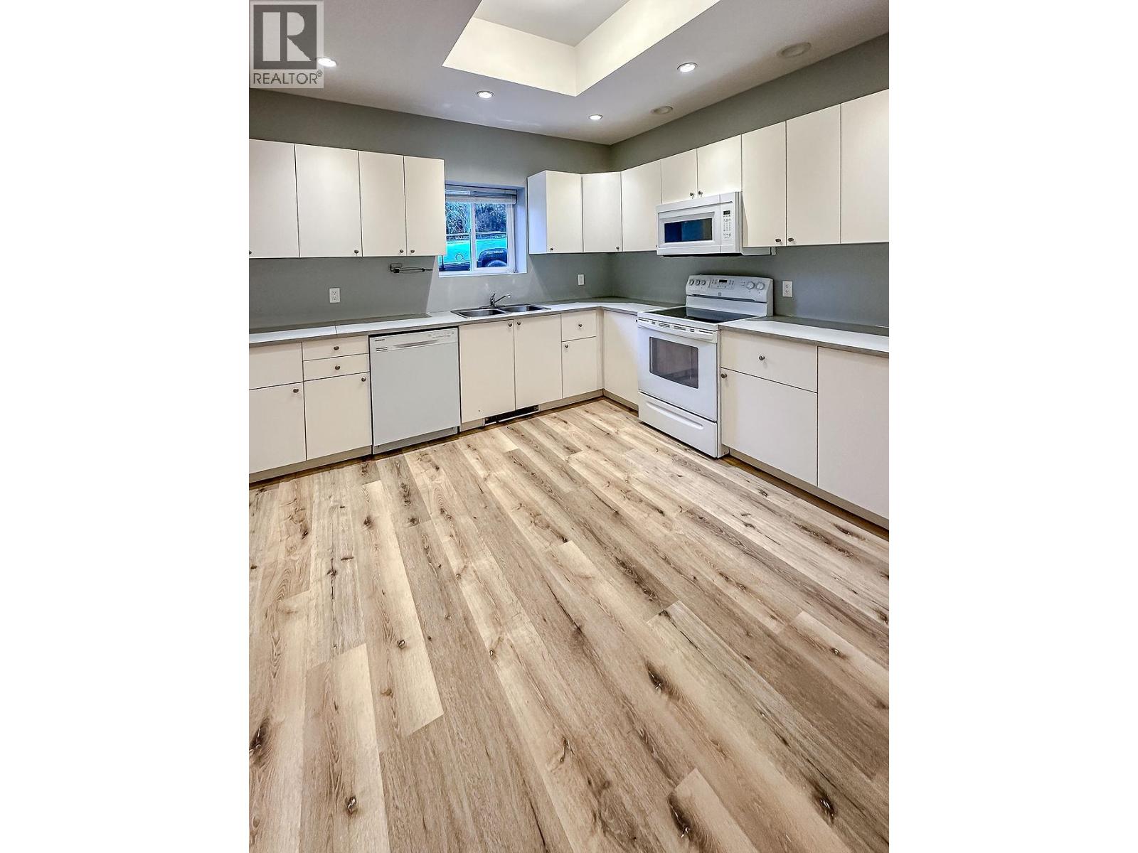 5899 Spriggs Road, Madeira Park, British Columbia  V0N 2H0 - Photo 24 - R3116633