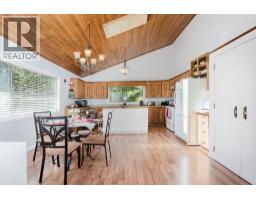 5899 SPRIGGS ROAD, Madeira Park, British Columbia