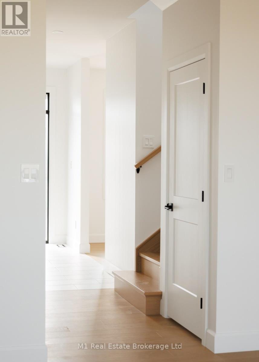 74 Bedell Drive, Mapleton, Ontario  N0G 1P0 - Photo 14 - X13053110