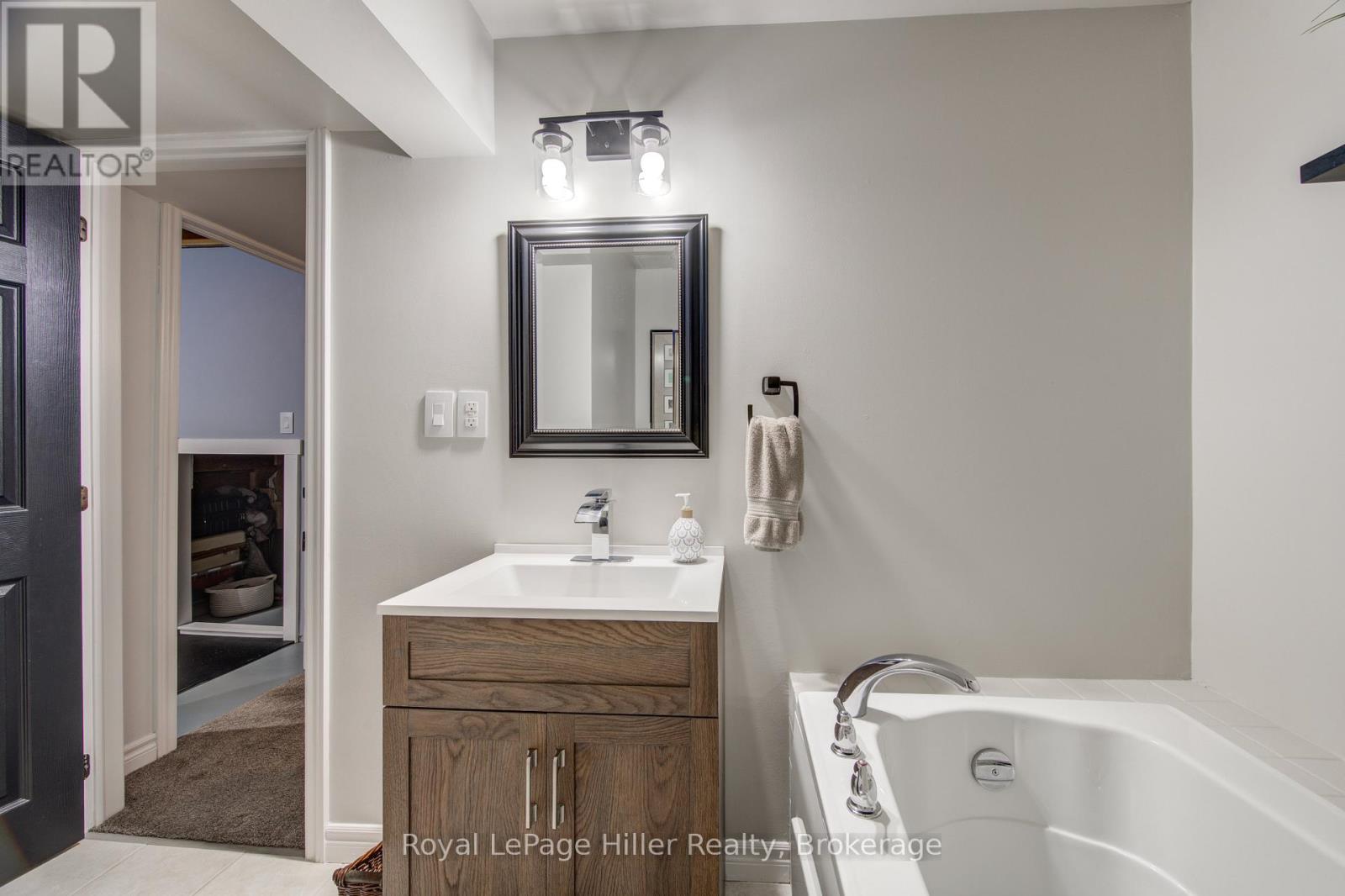 101 Wingfield Avenue, Stratford, Ontario  N5A 7R5 - Photo 37 - X13053114