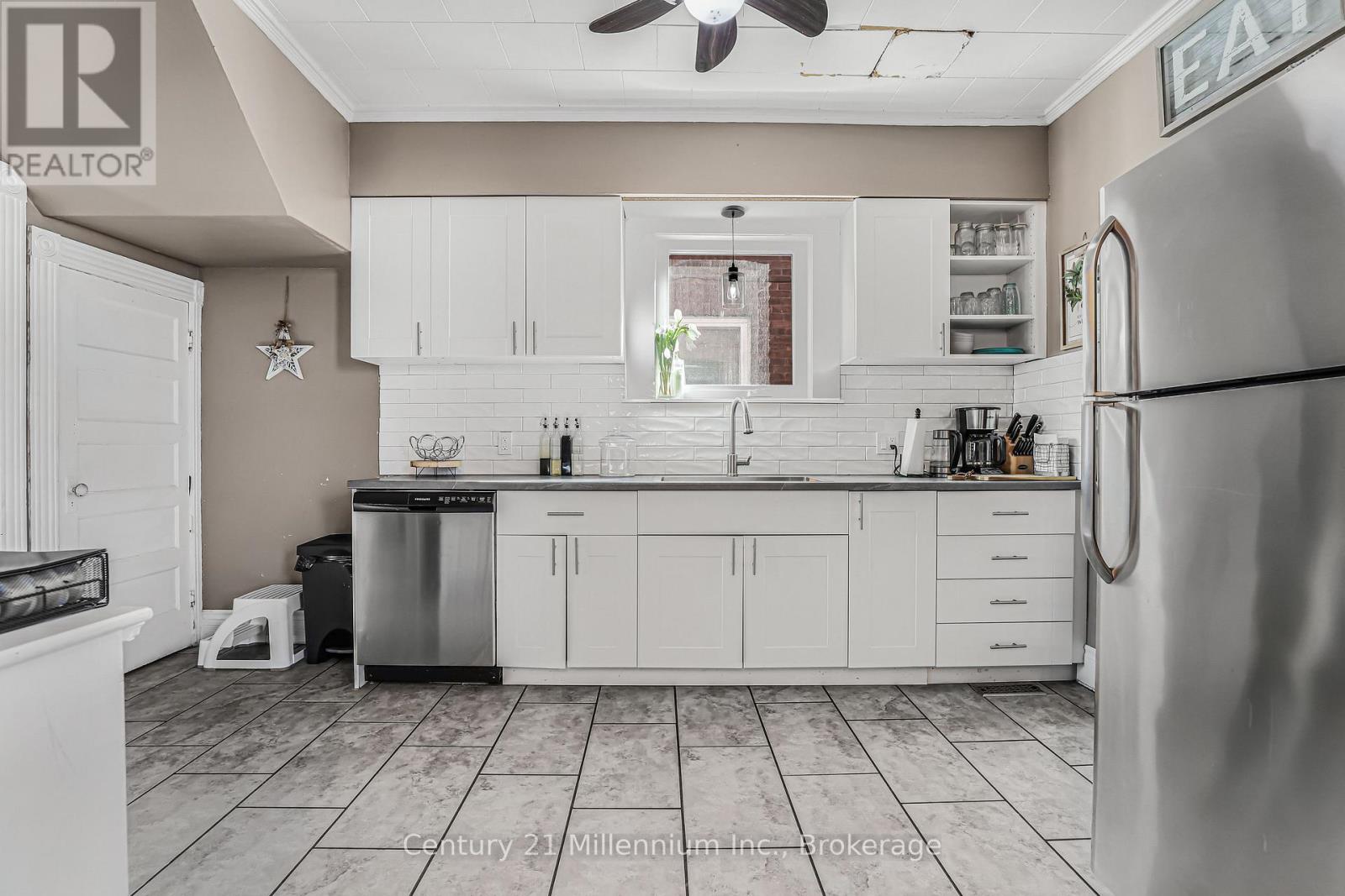 471 13th A Street W, Owen Sound, Ontario  N4K 3X3 - Photo 9 - X13053120