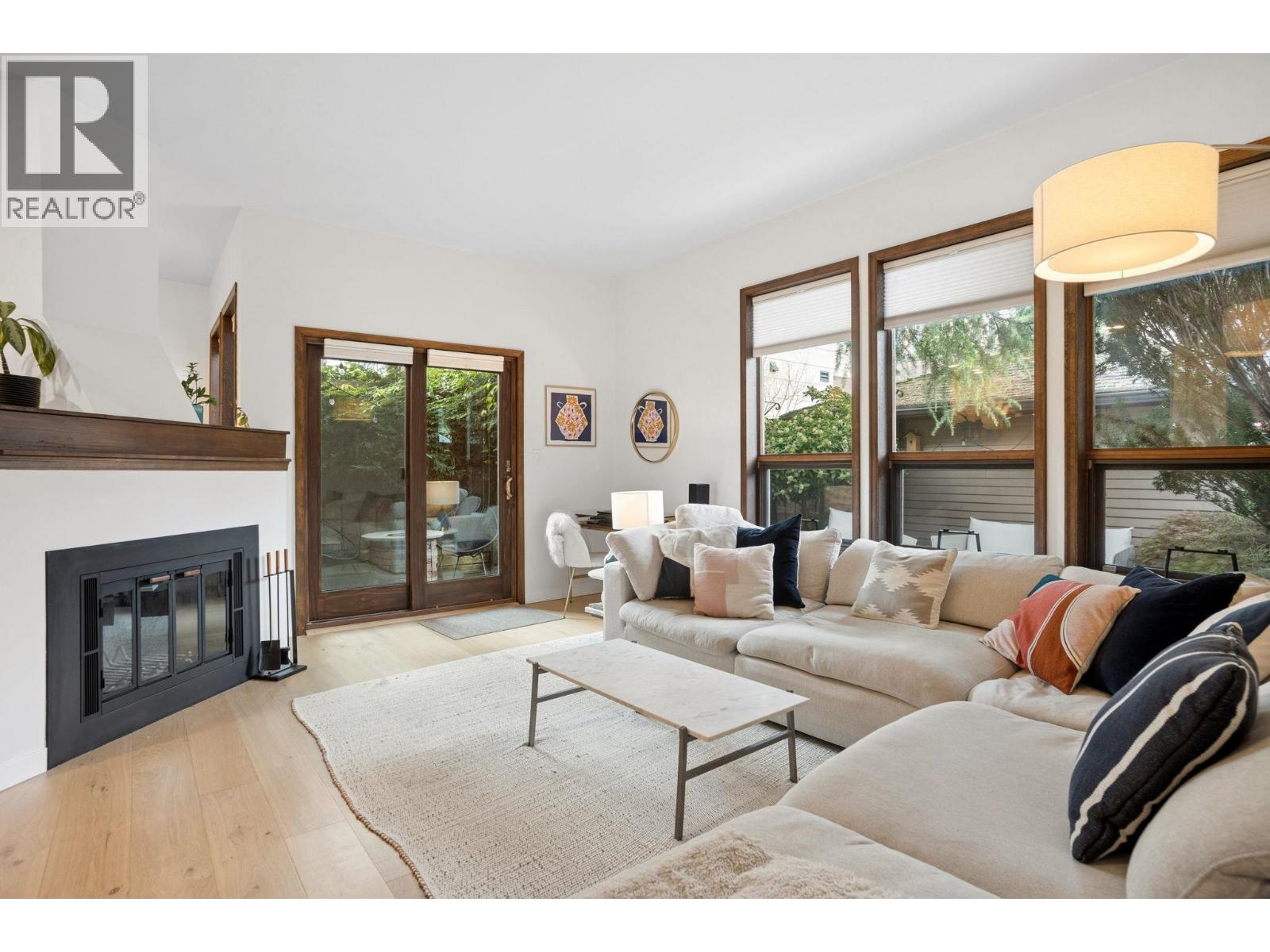 2421 Trafalgar Street, Vancouver, British Columbia  V6K 3T2 - Photo 5 - R3116198