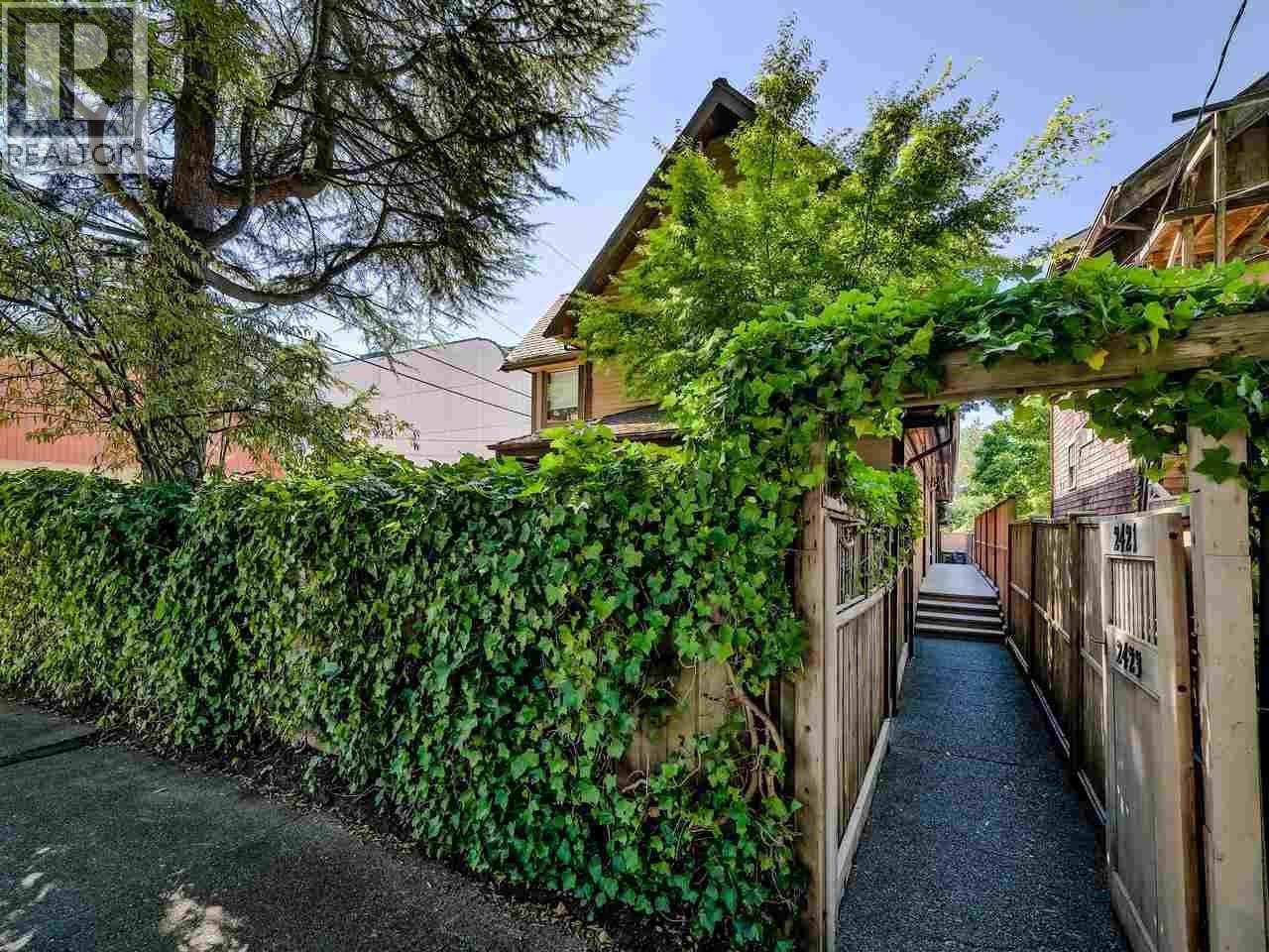 2421 Trafalgar Street, Vancouver, British Columbia  V6K 3T2 - Photo 2 - R3116198