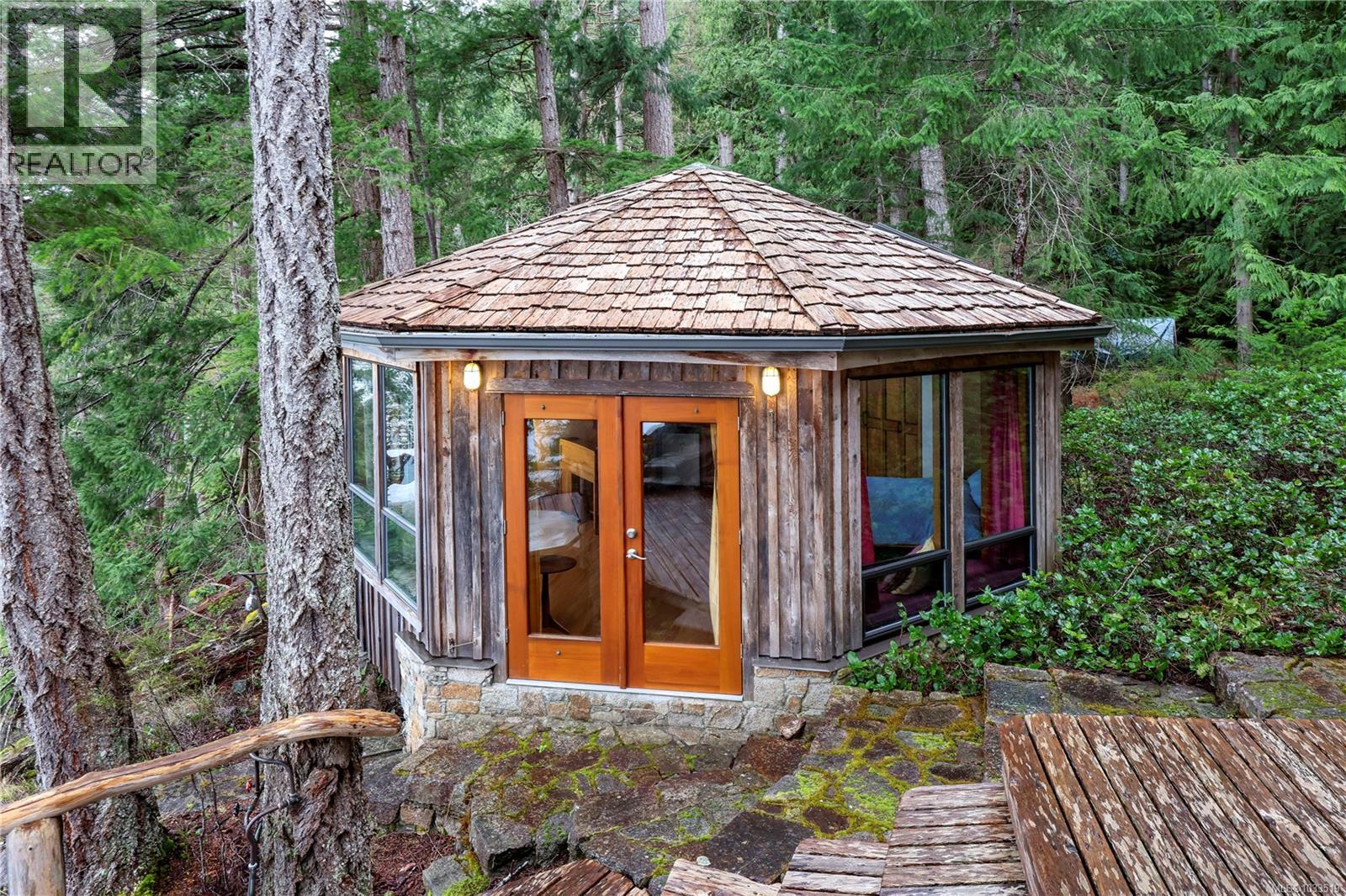 1704 Tiber Bay Rd, Cortes Island, British Columbia  V0P 1K0 - Photo 24 - 1033519