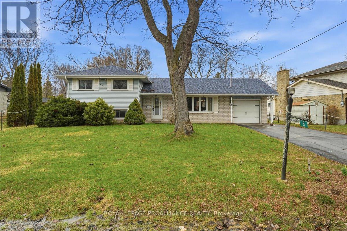 8 Fenwood Crescent, Prince Edward County, Ontario  K8N 4Z7 - Photo 2 - X13053096