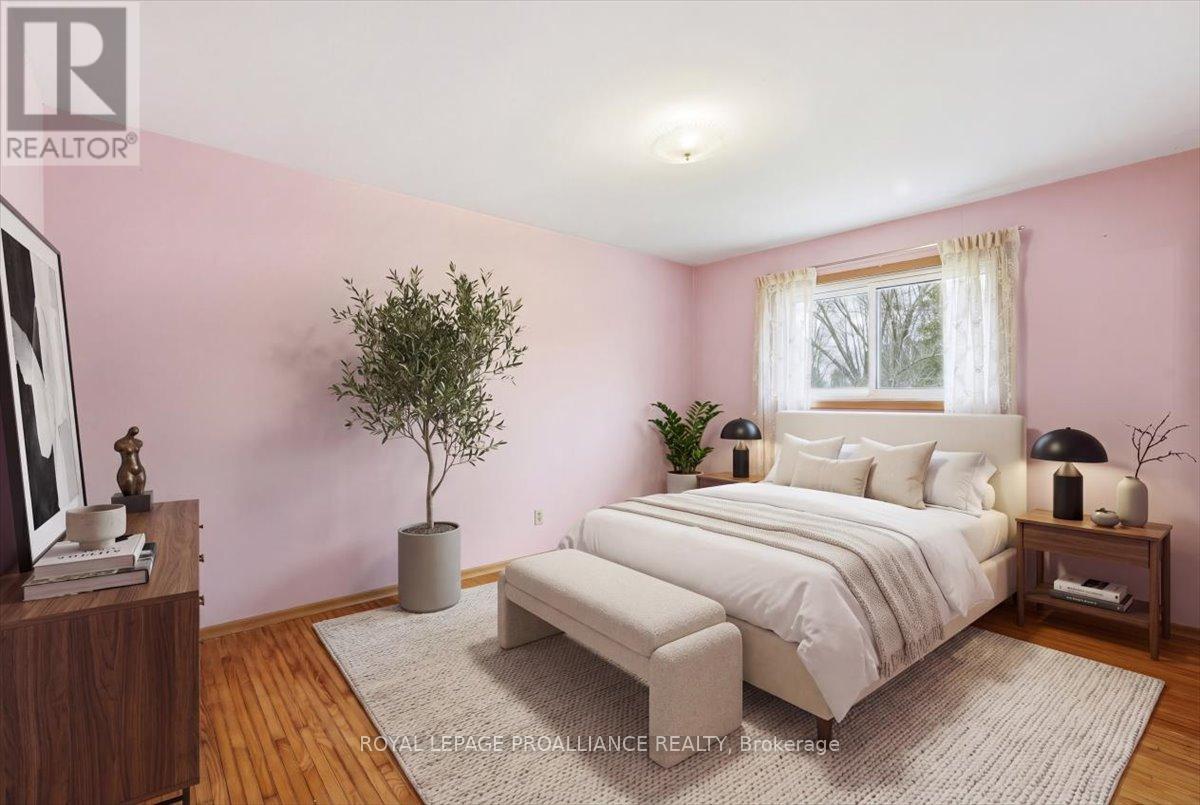 8 Fenwood Crescent, Prince Edward County, Ontario  K8N 4Z7 - Photo 23 - X13053096