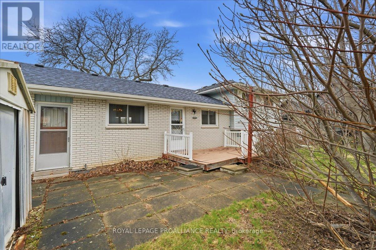 8 Fenwood Crescent, Prince Edward County, Ontario  K8N 4Z7 - Photo 34 - X13053096