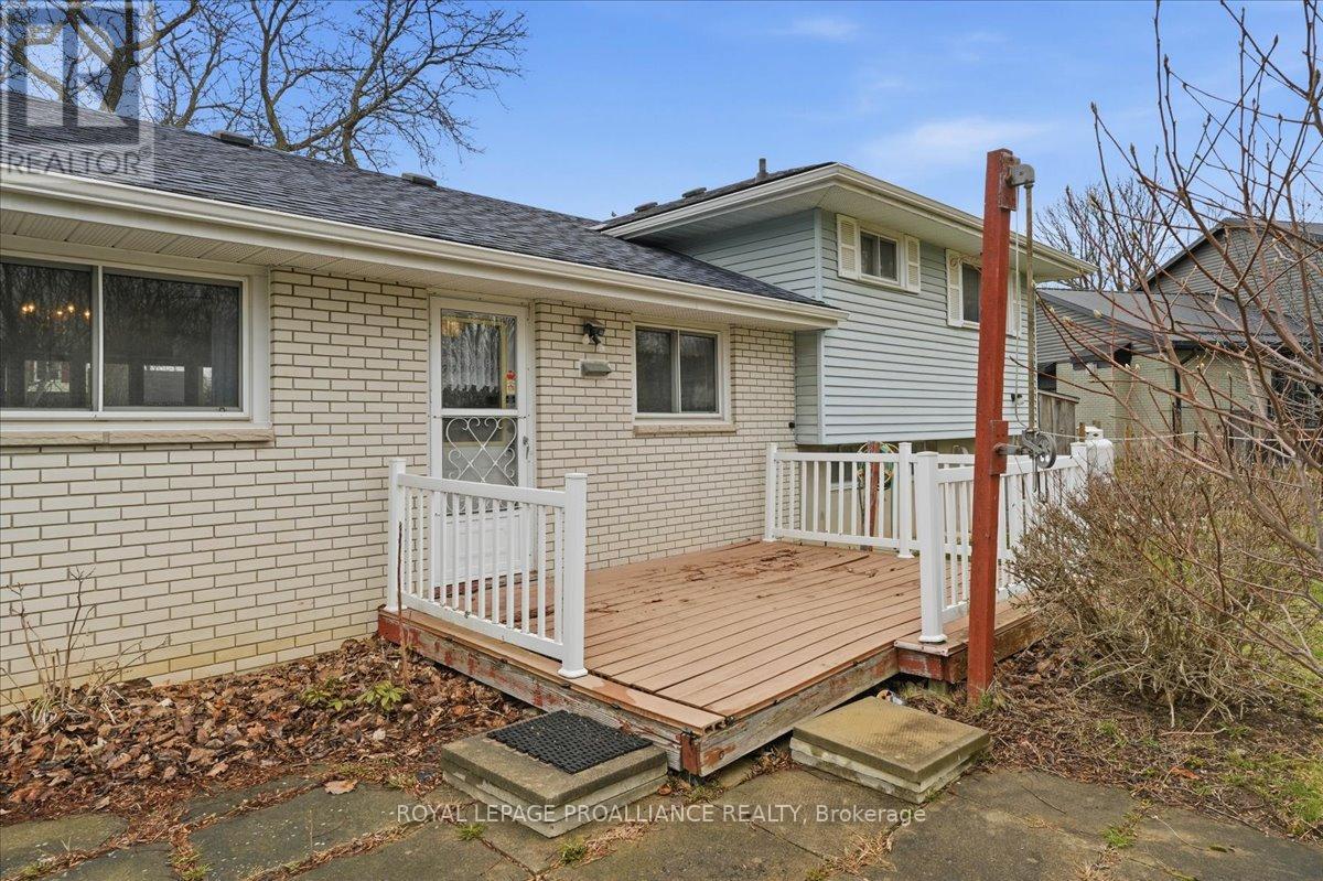 8 Fenwood Crescent, Prince Edward County, Ontario  K8N 4Z7 - Photo 35 - X13053096