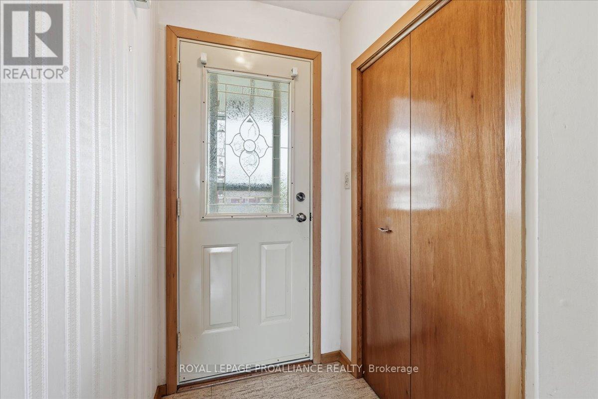 8 Fenwood Crescent, Prince Edward County, Ontario  K8N 4Z7 - Photo 6 - X13053096