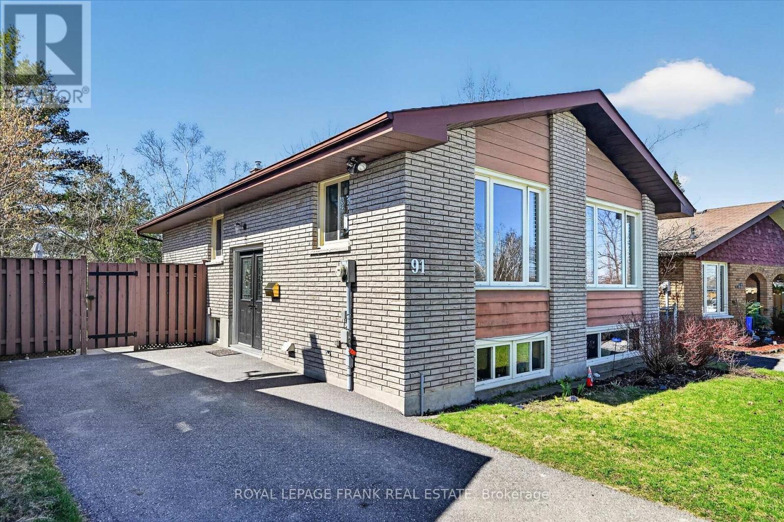 91 Rideau Crescent, Peterborough, Ontario  K9J 1G7 - Photo 2 - X13053162