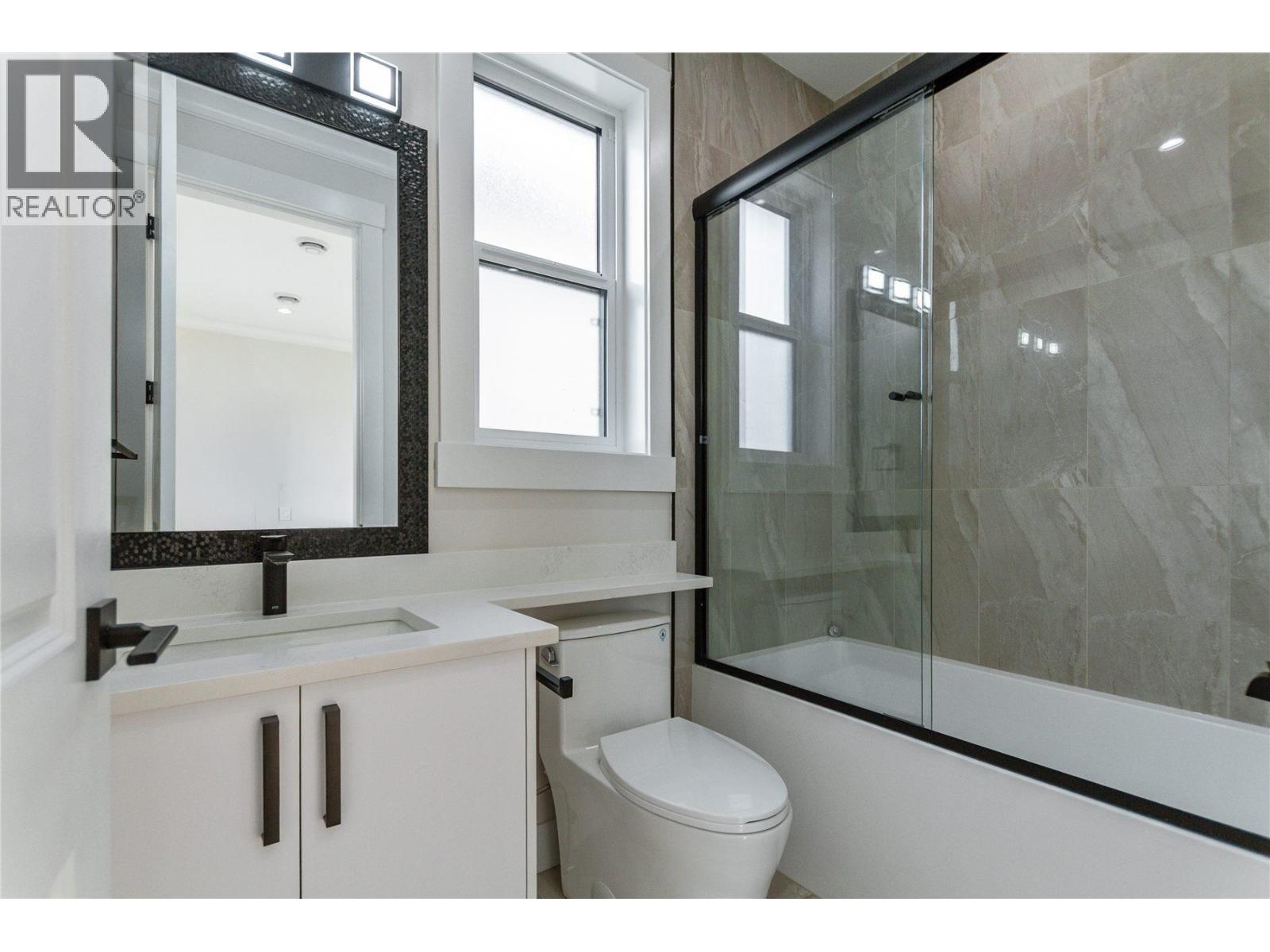 101 954 Edgar Avenue, Coquitlam, British Columbia  V3K 2J9 - Photo 21 - R3116442