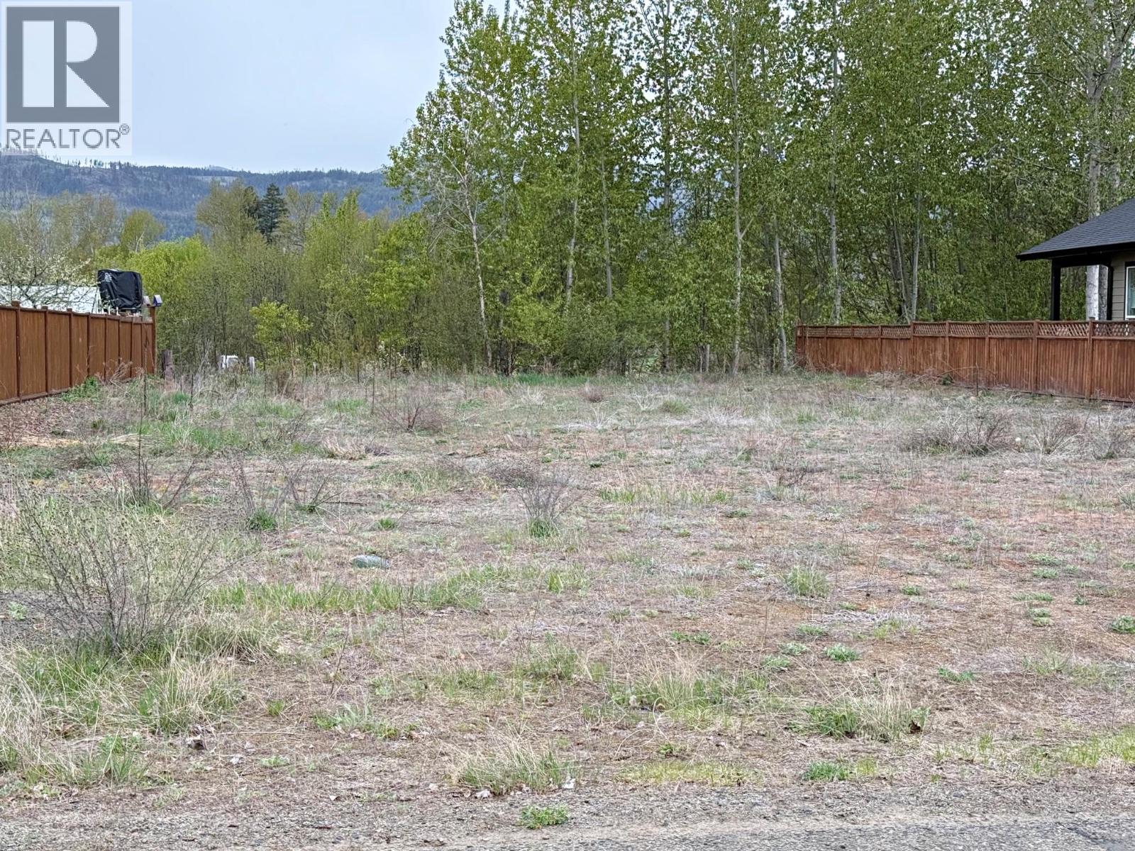 4765 SPRUCE Crescent, Barriere, British Columbia