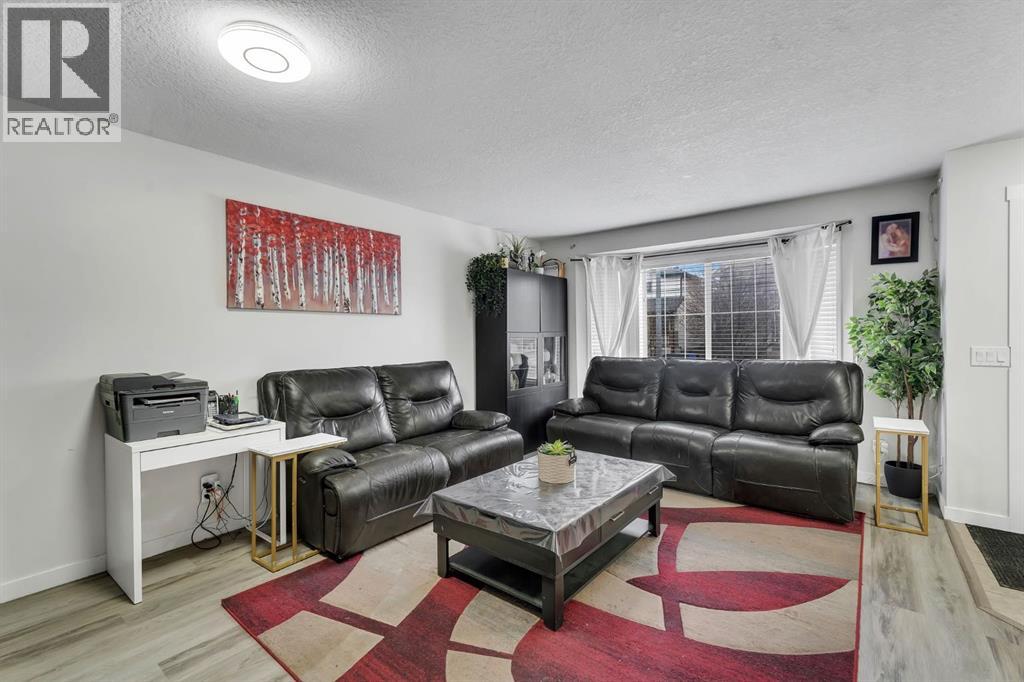 192 Martin Crossing Crescent Ne, Calgary, Alberta  T3J 3T1 - Photo 6 - A2305639