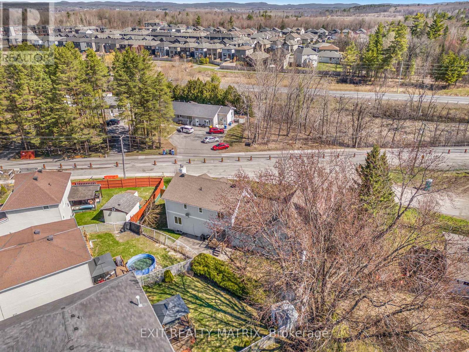 203 Montee Outaouais Road, Clarence-Rockland, Ontario  K4K 1G2 - Photo 10 - X13053180