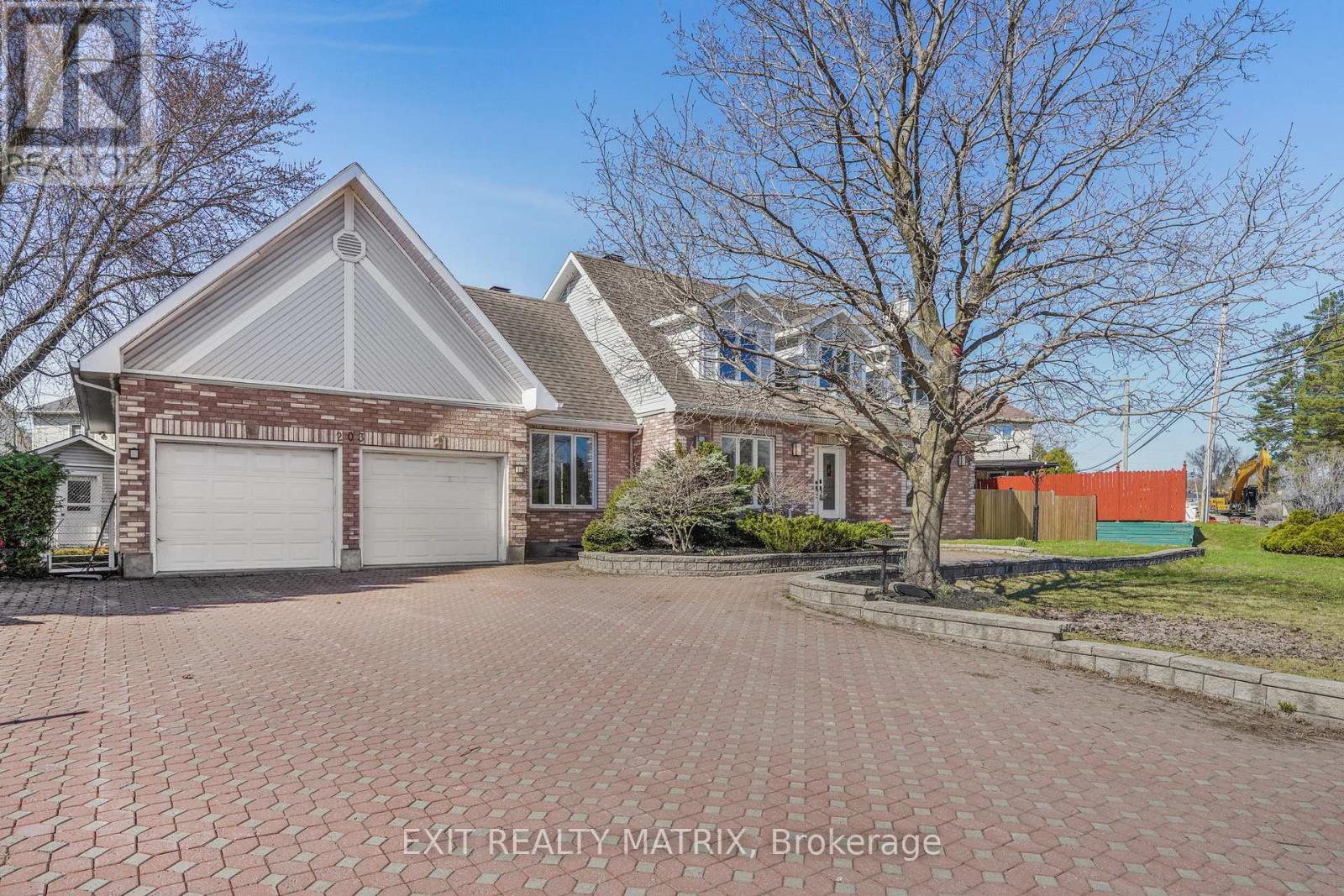 203 Montee Outaouais Road, Clarence-Rockland, Ontario  K4K 1G2 - Photo 2 - X13053180