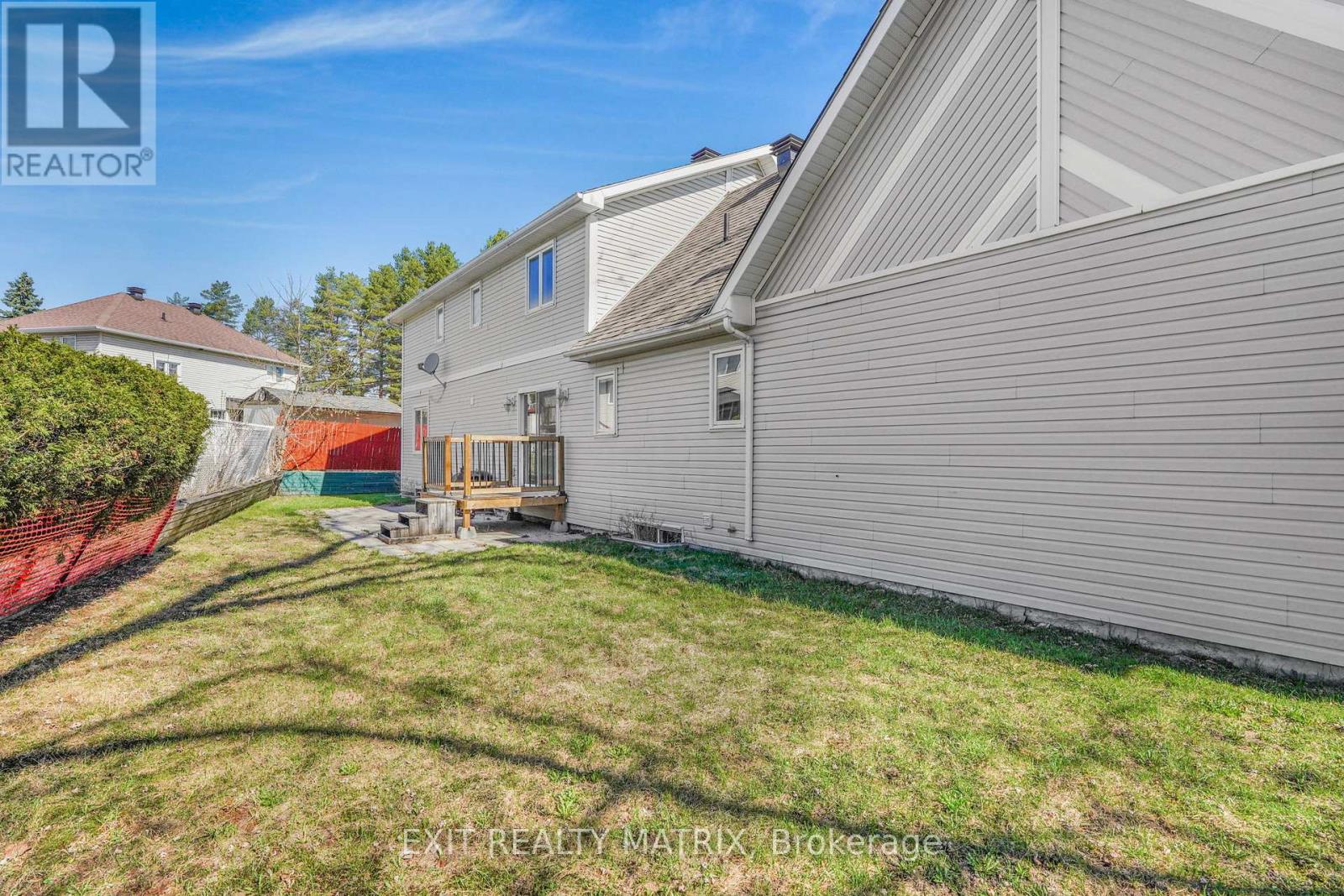 203 Montee Outaouais Road, Clarence-Rockland, Ontario  K4K 1G2 - Photo 5 - X13053180