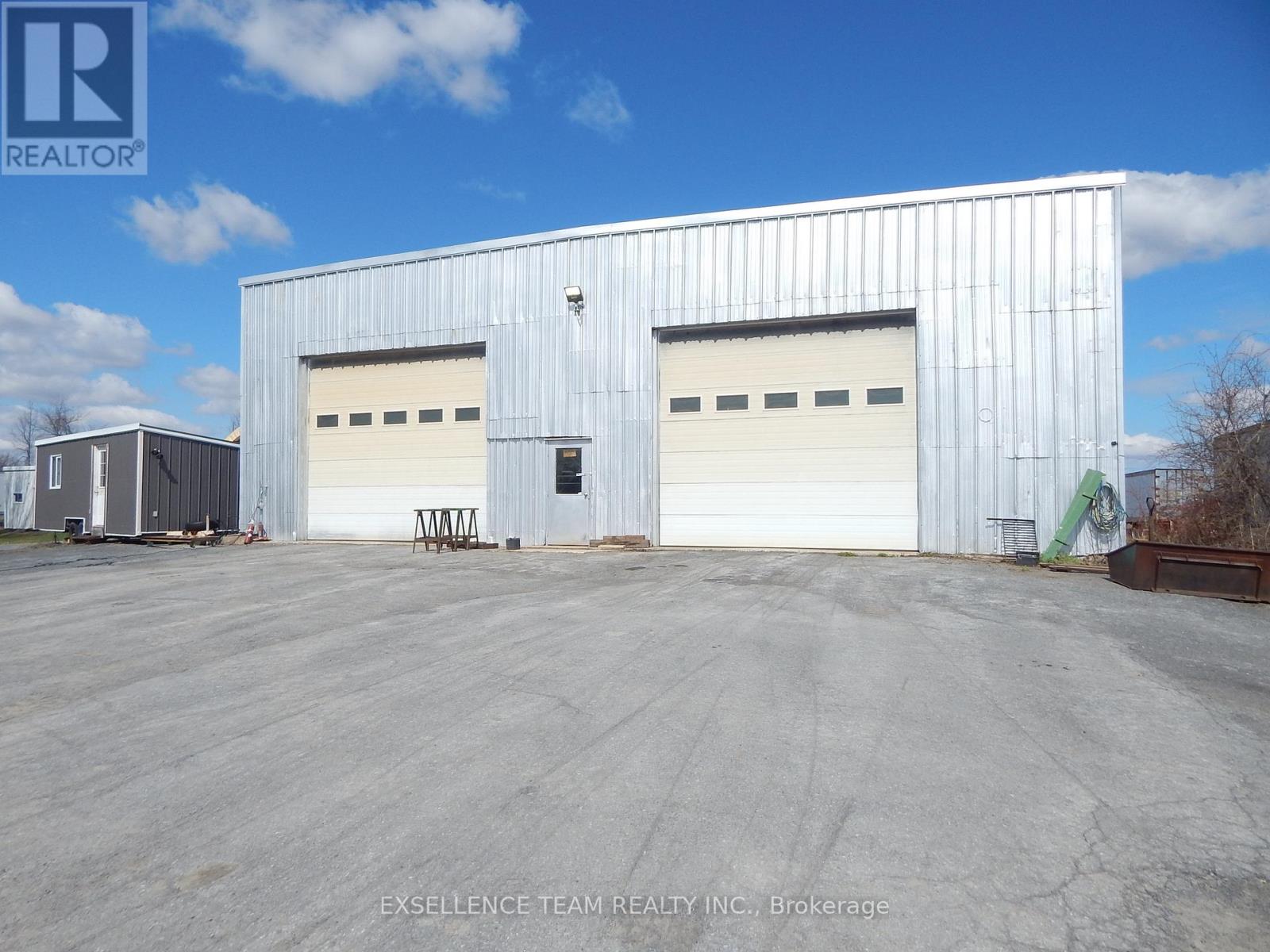 16935 Duffs Corners Road, North Stormont, Ontario  K0C 1V0 - Photo 2 - X13053204