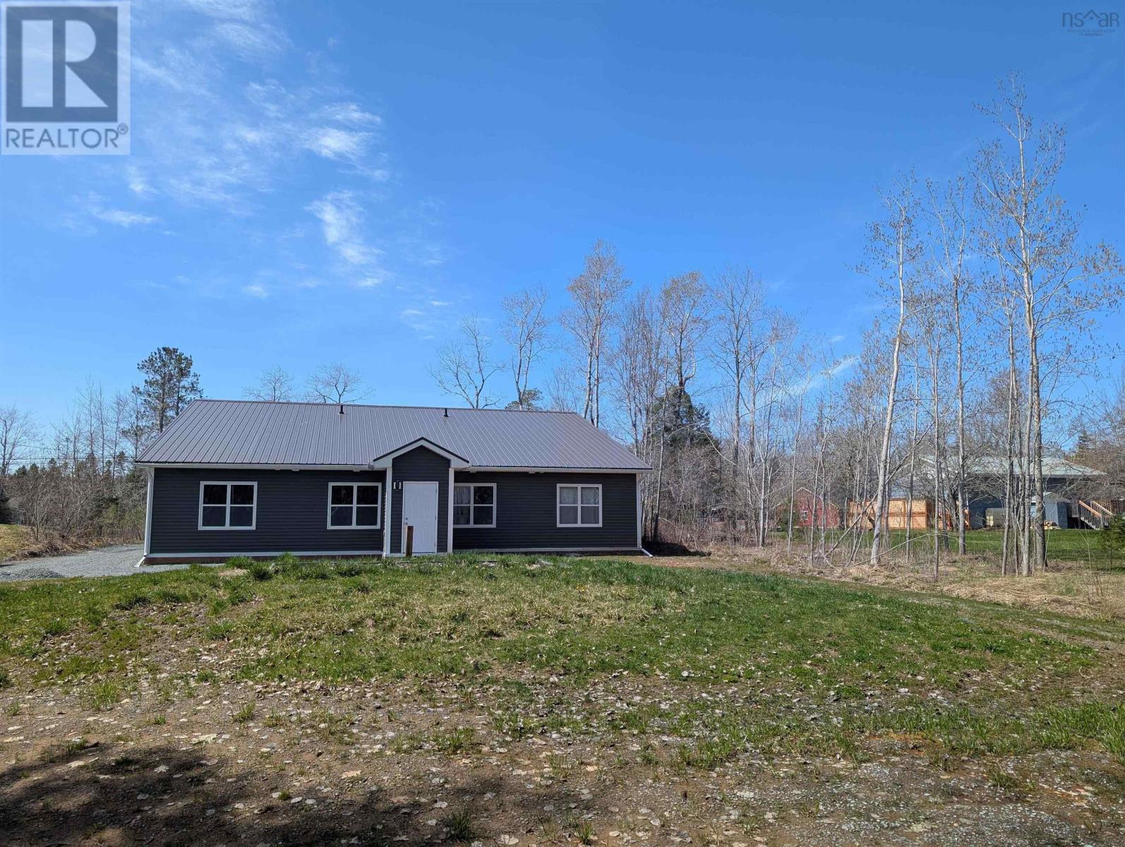 128 & 130 Renfrew Road, Hants, Nova Scotia  B2T 1H6 - Photo 5 - 202603315