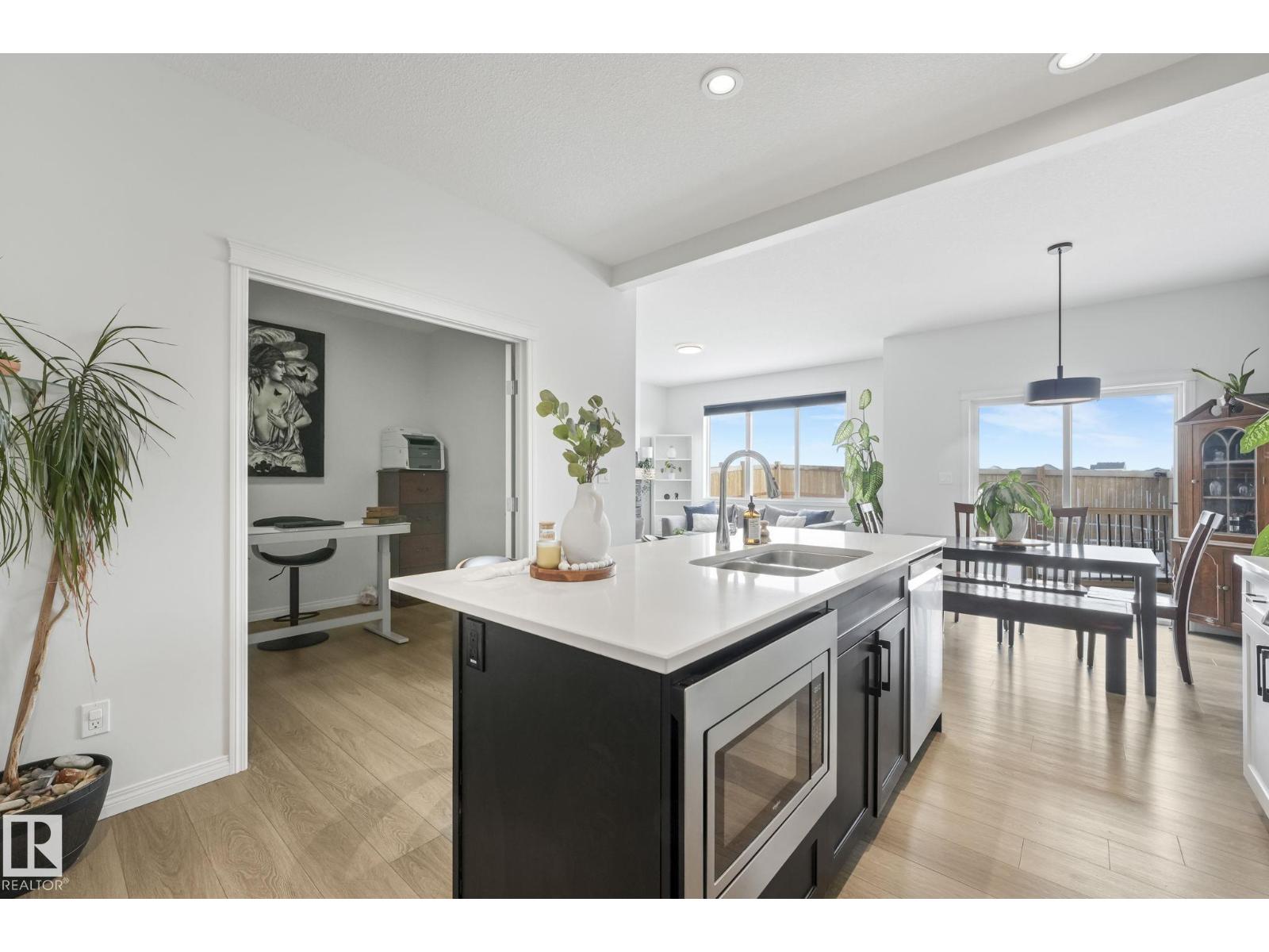 6417 66 St, Beaumont, Alberta  T4X 2P6 - Photo 6 - E4476055