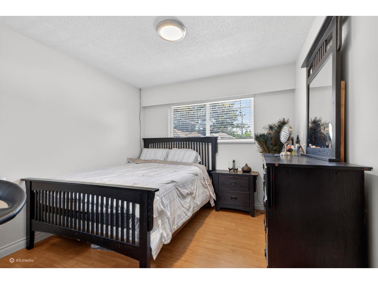 11627 72a Avenue, Delta, British Columbia  V4C 1B2 - Photo 16 - R3115215