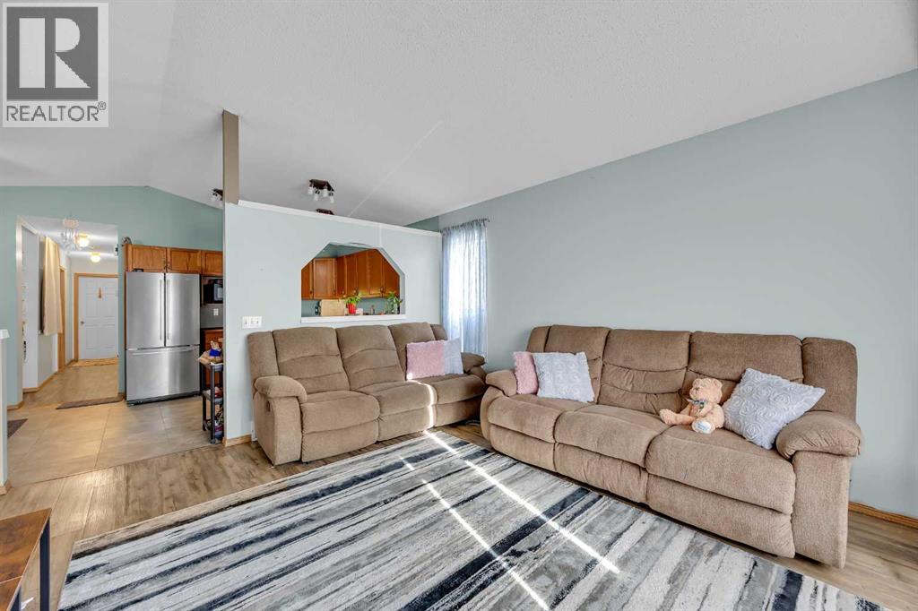 191 Applebrook Circle SE, Calgary, Alberta  T2A 7T3 - Photo 7 - A2289496