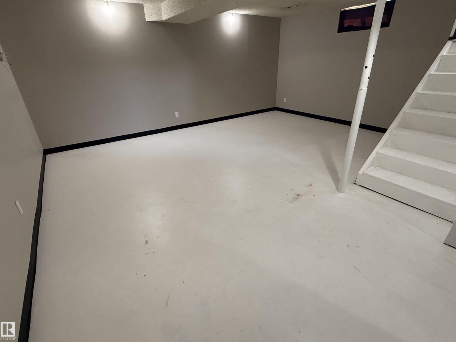 10654 Beaumaris Rd Nw, Edmonton, Alberta  T5X 3N4 - Photo 32 - E4484470