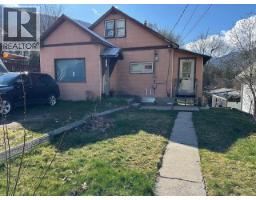 108 Richards Street, Nelson, British Columbia