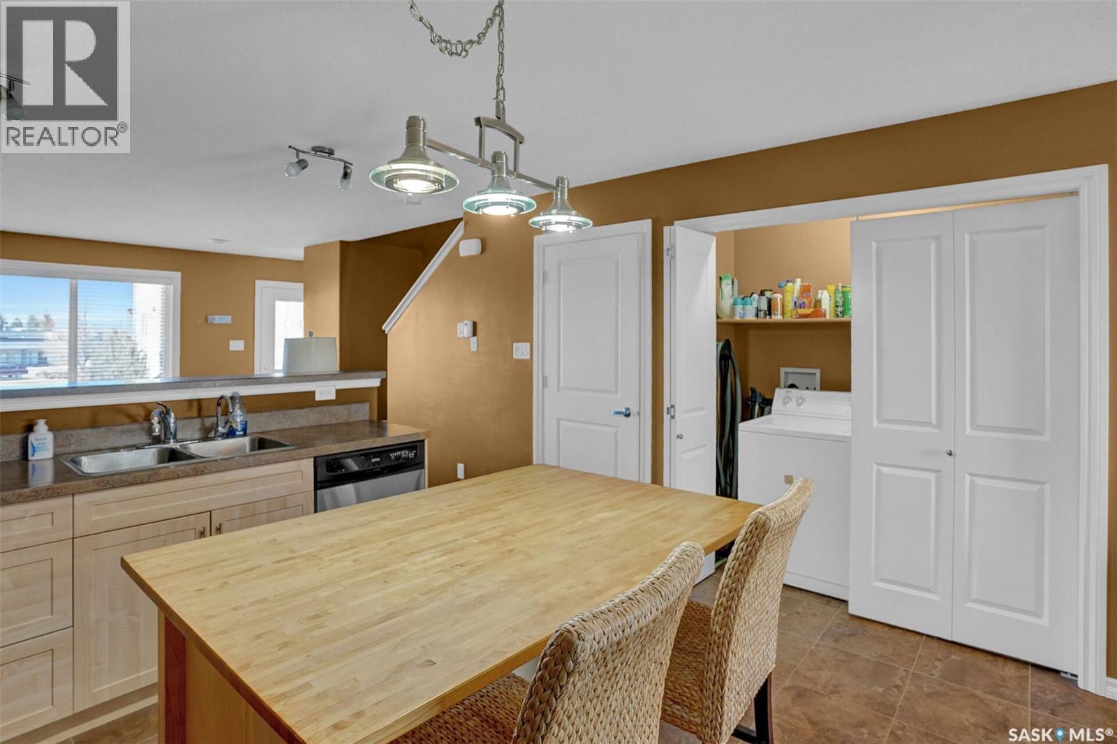 8 3225 Woodhams Drive E, Regina, Saskatchewan  S4V 3A2 - Photo 17 - SK034148