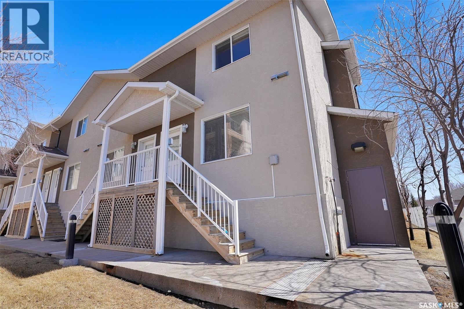 8 3225 Woodhams Drive E, Regina, Saskatchewan  S4V 3A2 - Photo 2 - SK034148