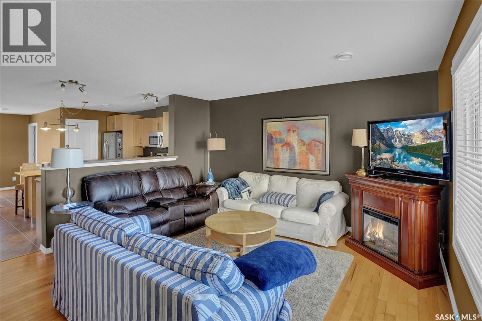 8 3225 Woodhams Drive E, Regina, Saskatchewan  S4V 3A2 - Photo 3 - SK034148