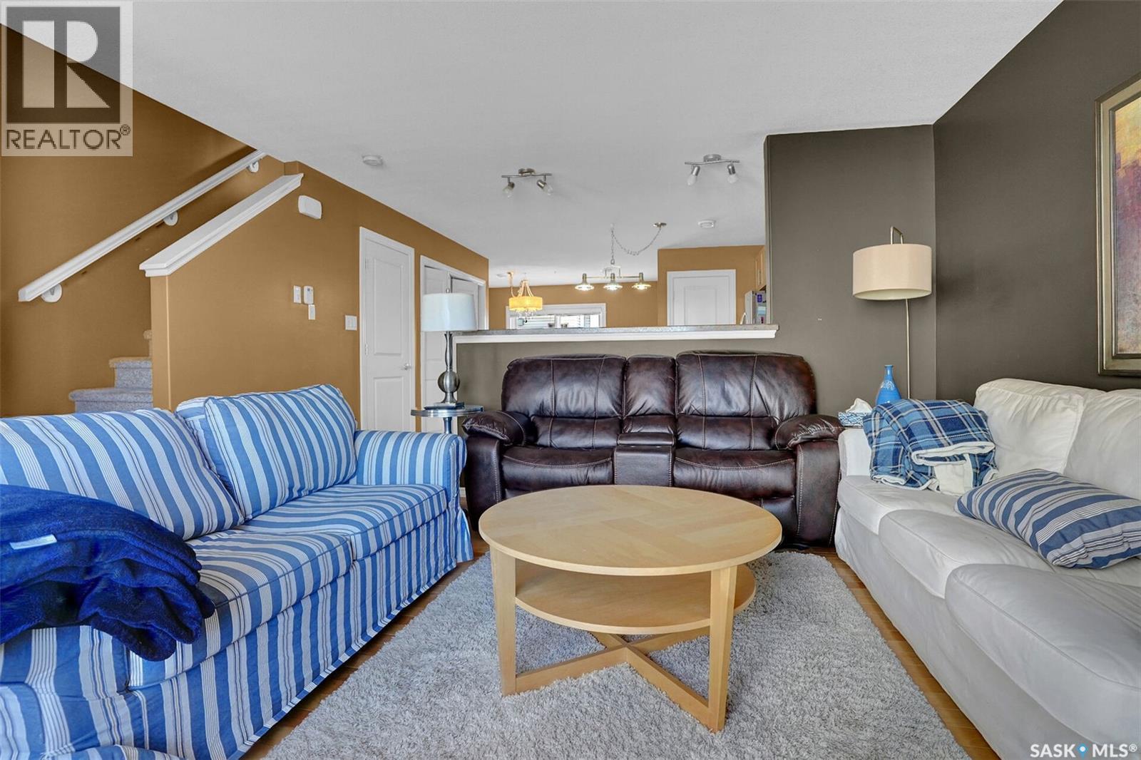 8 3225 Woodhams Drive E, Regina, Saskatchewan  S4V 3A2 - Photo 4 - SK034148