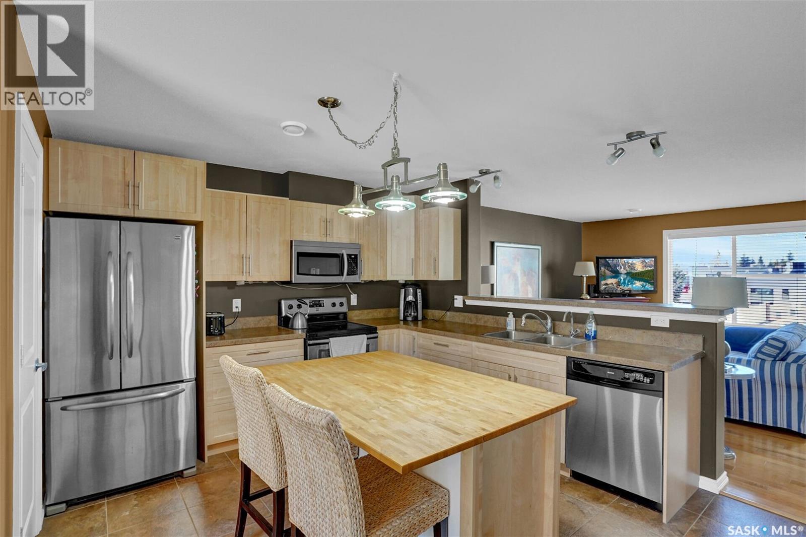 8 3225 Woodhams Drive E, Regina, Saskatchewan  S4V 3A2 - Photo 6 - SK034148