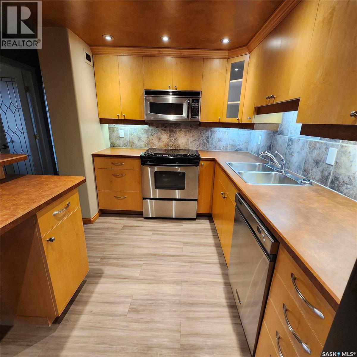 1907 311 6th Avenue N, Saskatoon, Saskatchewan  S7K 7A9 - Photo 11 - SK034141