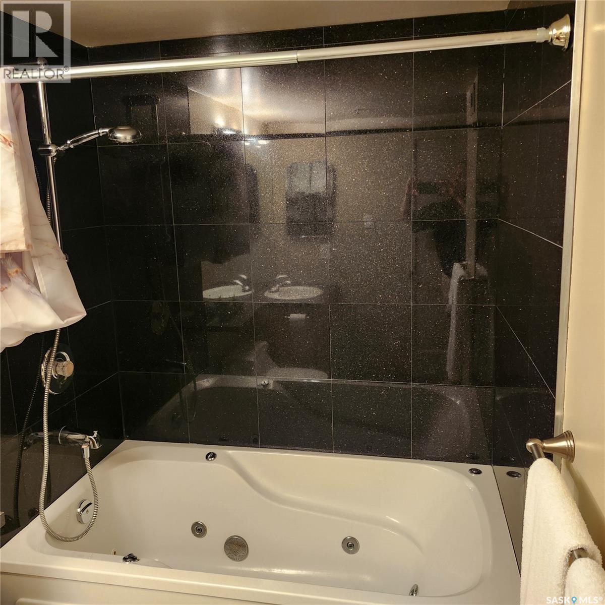 1907 311 6th Avenue N, Saskatoon, Saskatchewan  S7K 7A9 - Photo 23 - SK034141