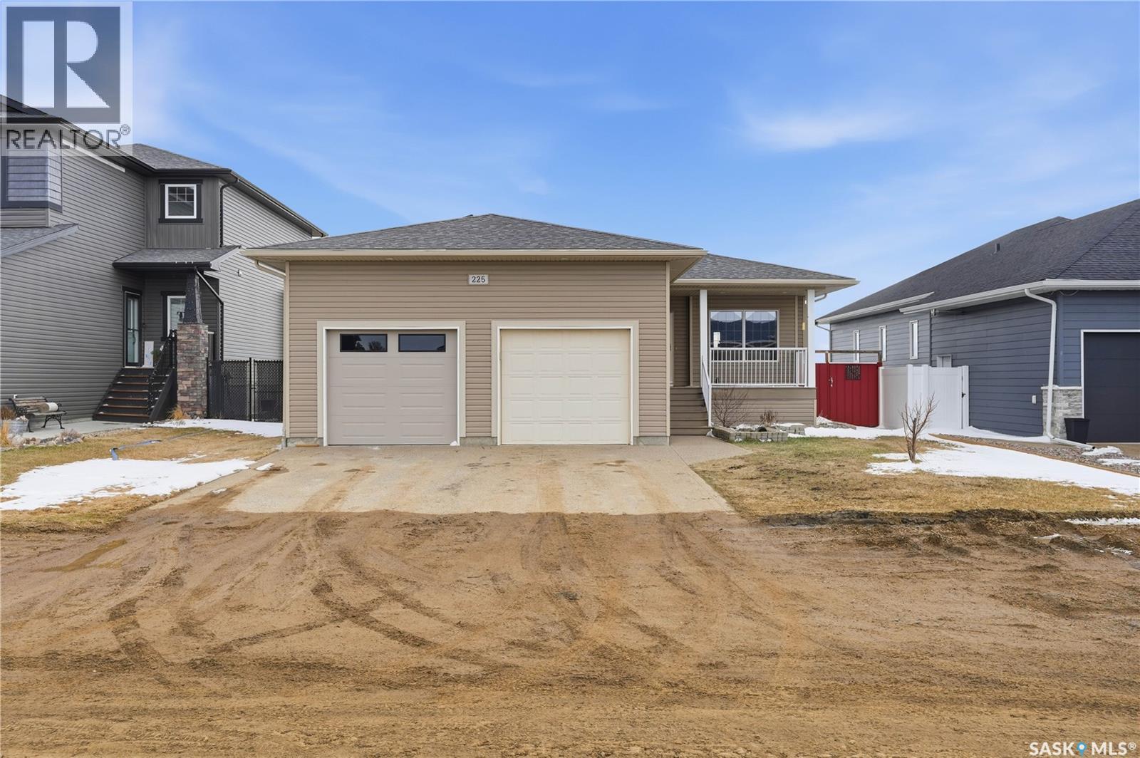 225 Willow Street, Pense, Saskatchewan  S0G 3W0 - Photo 2 - SK034040