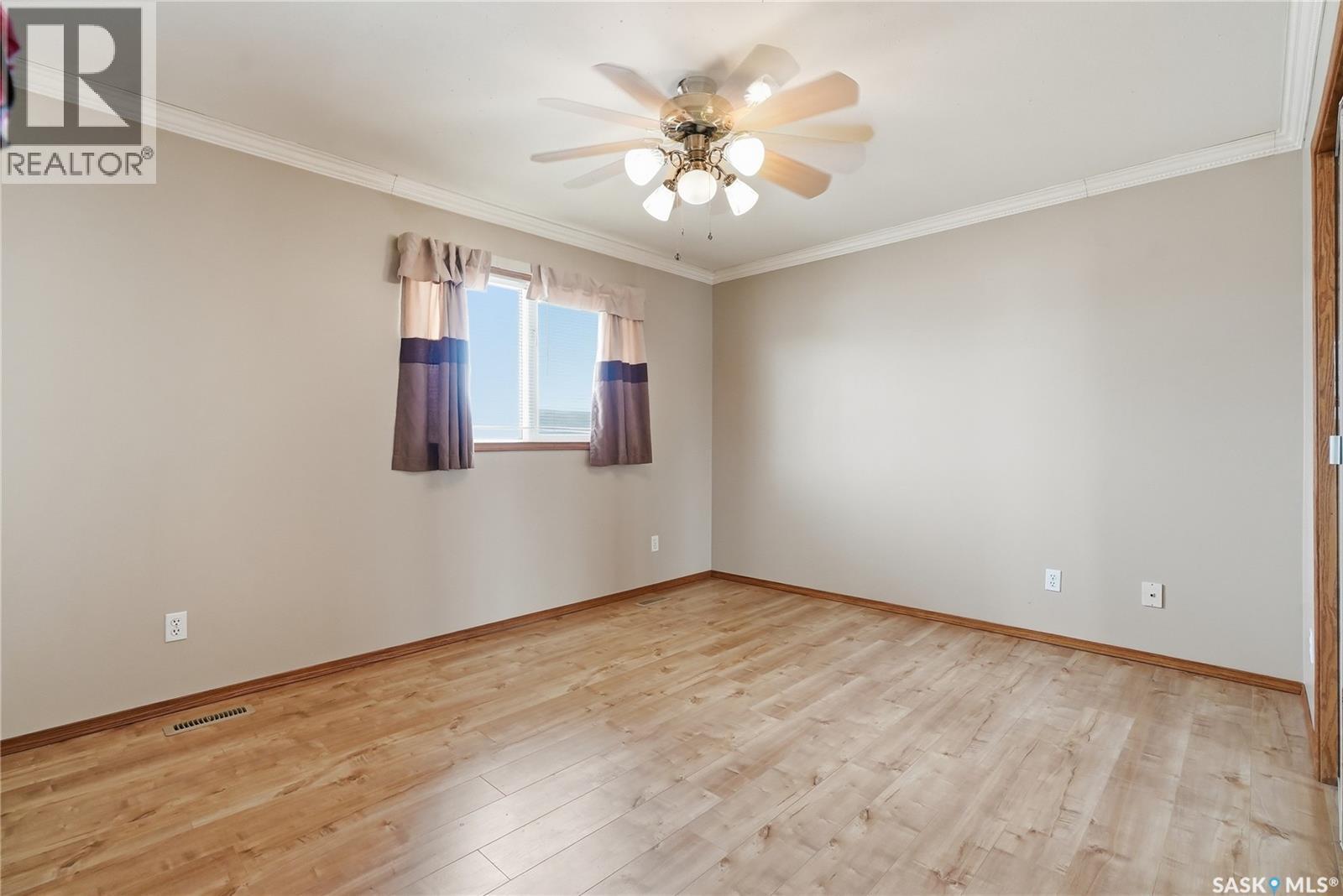 807 115th Street E, Saskatoon, Saskatchewan  S7N 3W5 - Photo 18 - SK034036