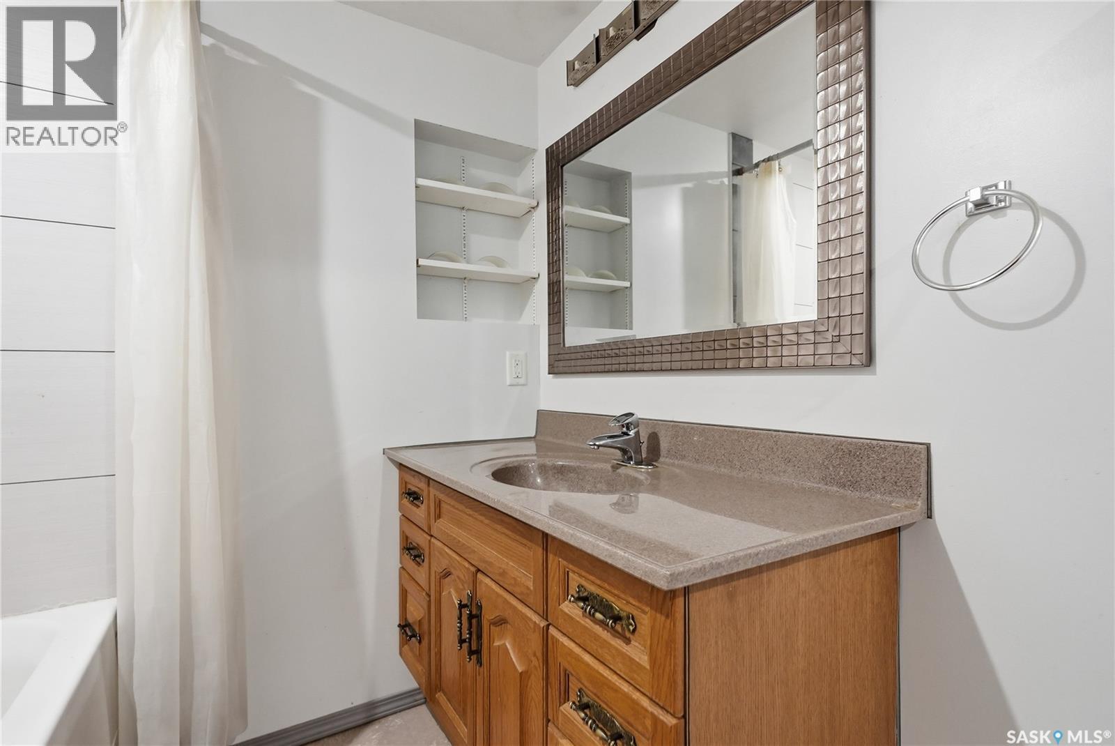 807 115th Street E, Saskatoon, Saskatchewan  S7N 3W5 - Photo 44 - SK034036