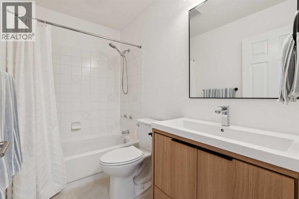 92 Scenic Gardens Nw, Calgary, Alberta  T3L 1Y6 - Photo 23 - A2305633