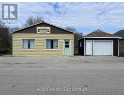 10 QUEEN STREET N, Minto, Ontario