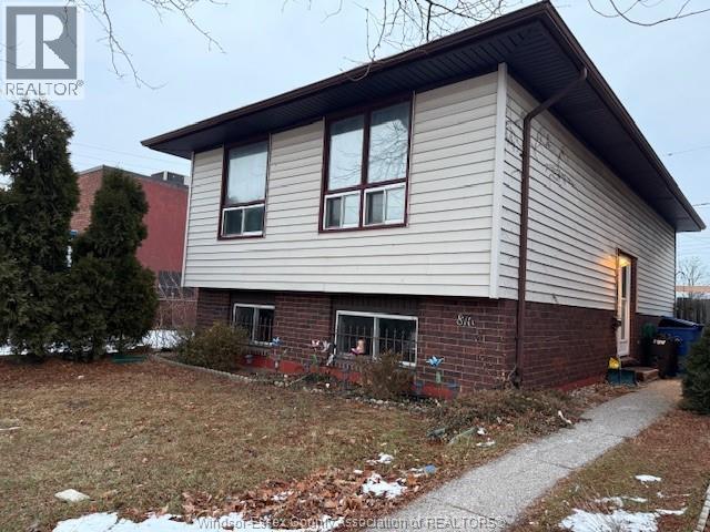 816 Dawson Road, Windsor, Ontario  N8Y 4A2 - Photo 2 - 26009417